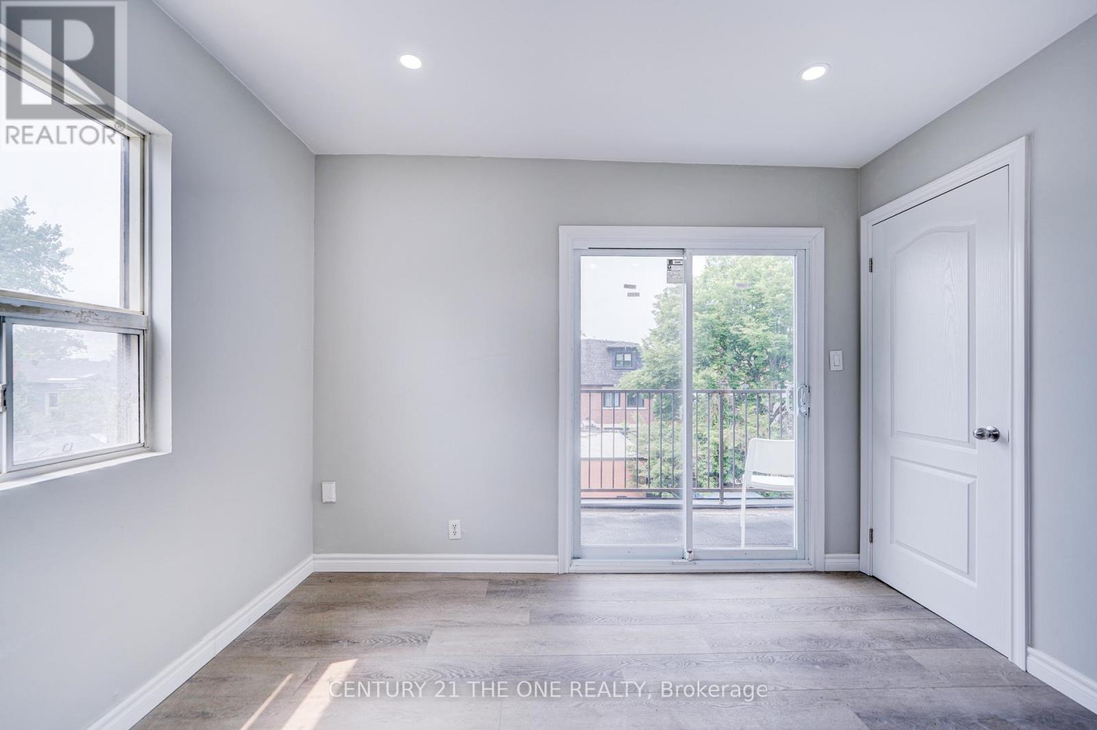 3rd Flr - 850 Carlaw Avenue, Toronto, Ontario  M4K 3L3 - Photo 12 - E12719616