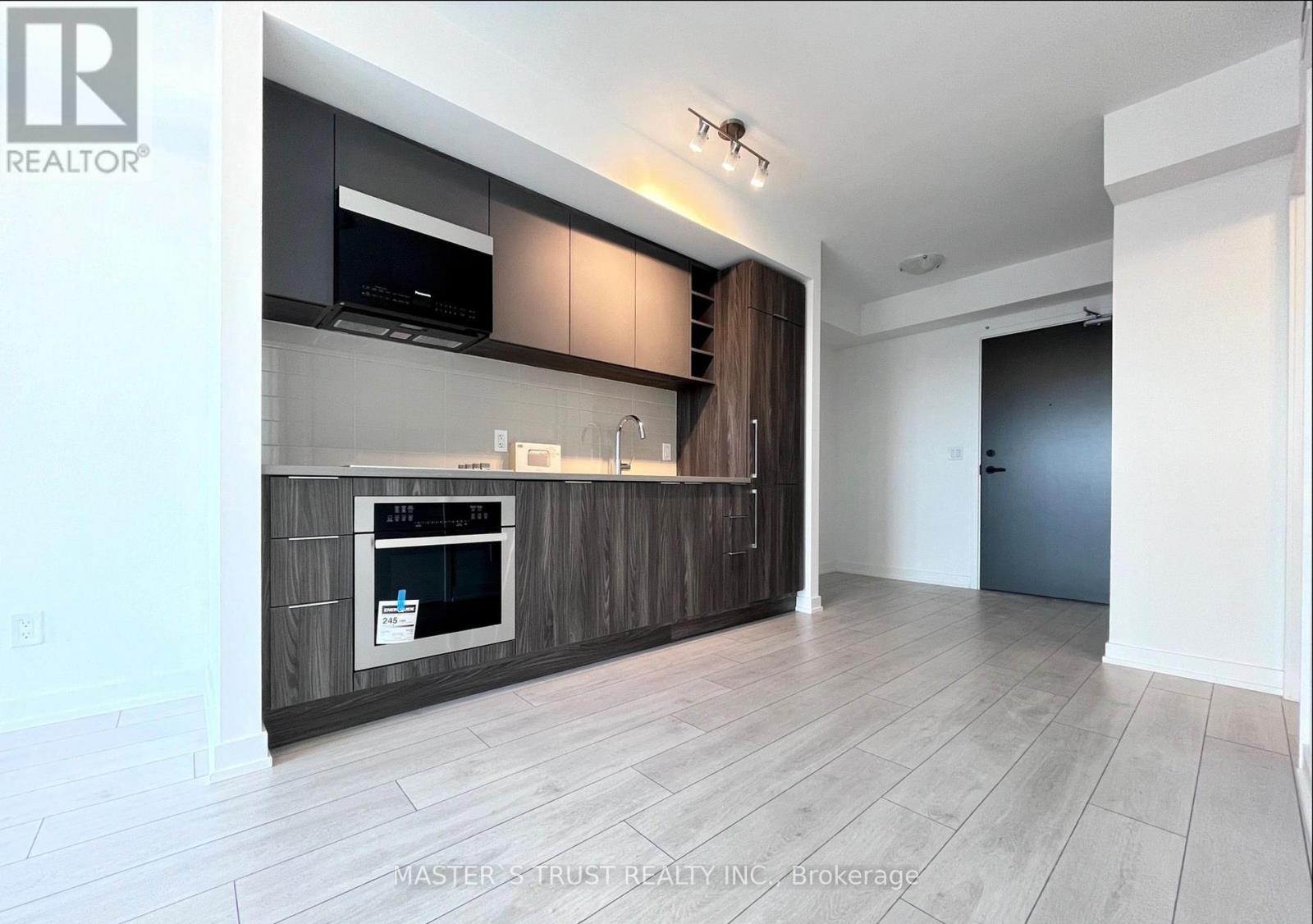 1126 - 2031 KENNEDY ROAD, Toronto, Ontario