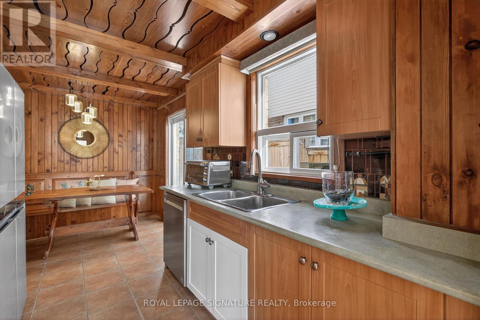 163 Weldrick Road W, Richmond Hill, Ontario  L4C 5R7 - Photo 16 - N12719630