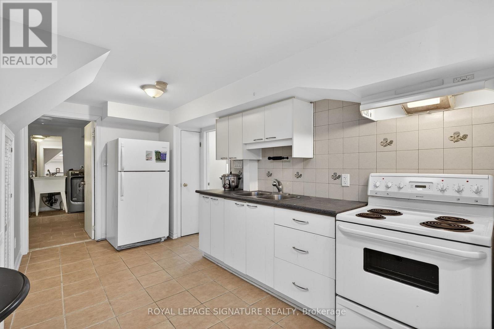 163 Weldrick Road W, Richmond Hill, Ontario  L4C 5R7 - Photo 36 - N12719630