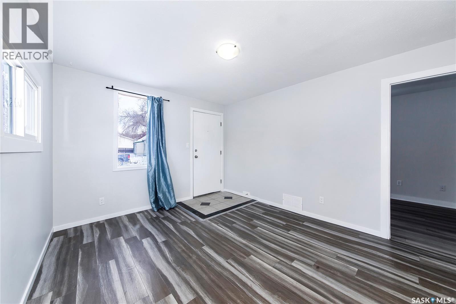 919 23rd Street W, Saskatoon, Saskatchewan  S7L 0A5 - Photo 5 - SK027166