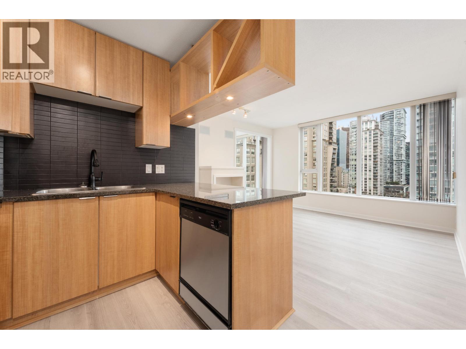 1902 1010 Richards Street, Vancouver, British Columbia  V6B 1G2 - Photo 7 - R3081979