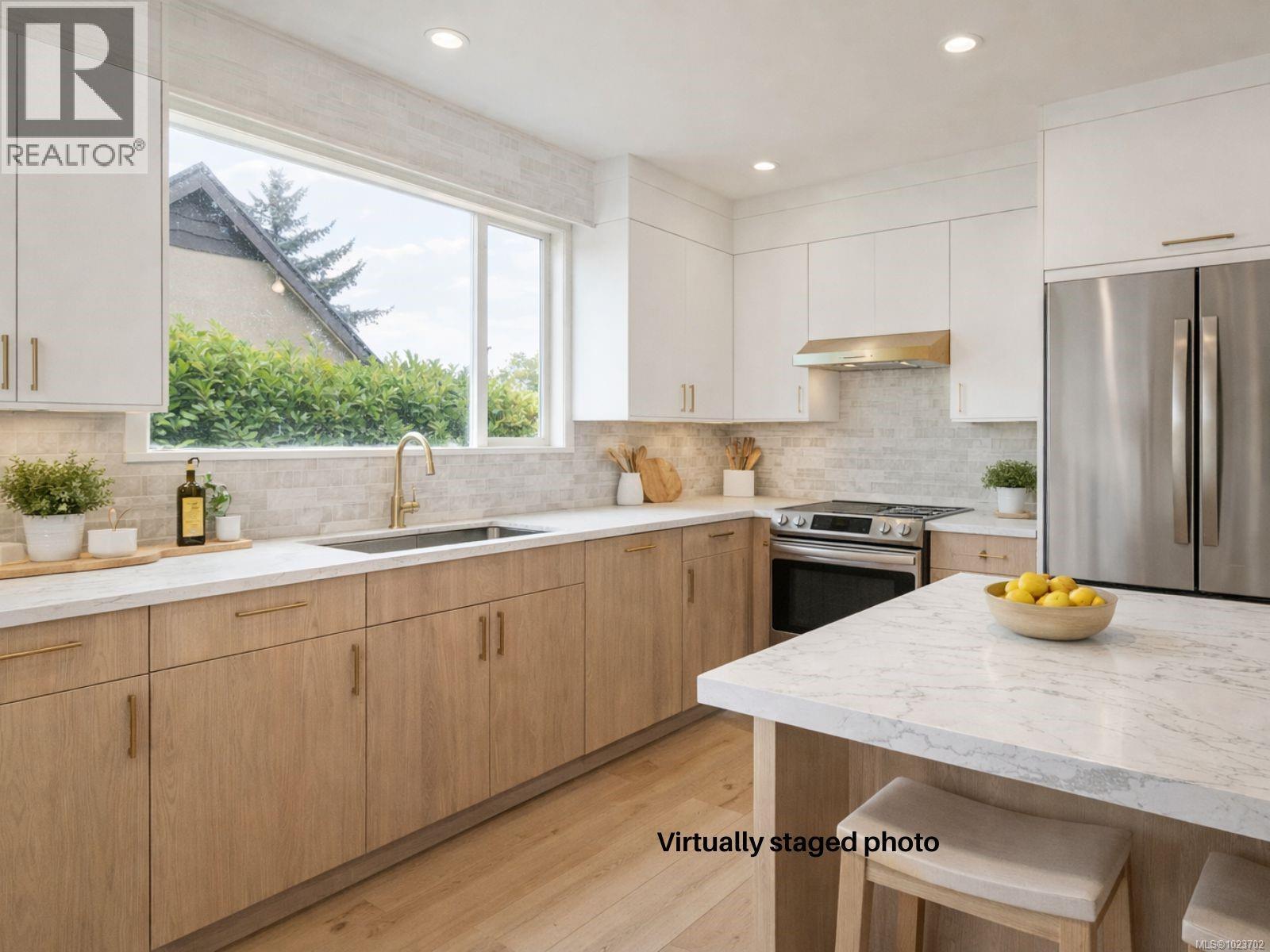 655 Linkleas Ave, Oak Bay, British Columbia  V8S 5C2 - Photo 10 - 1023702