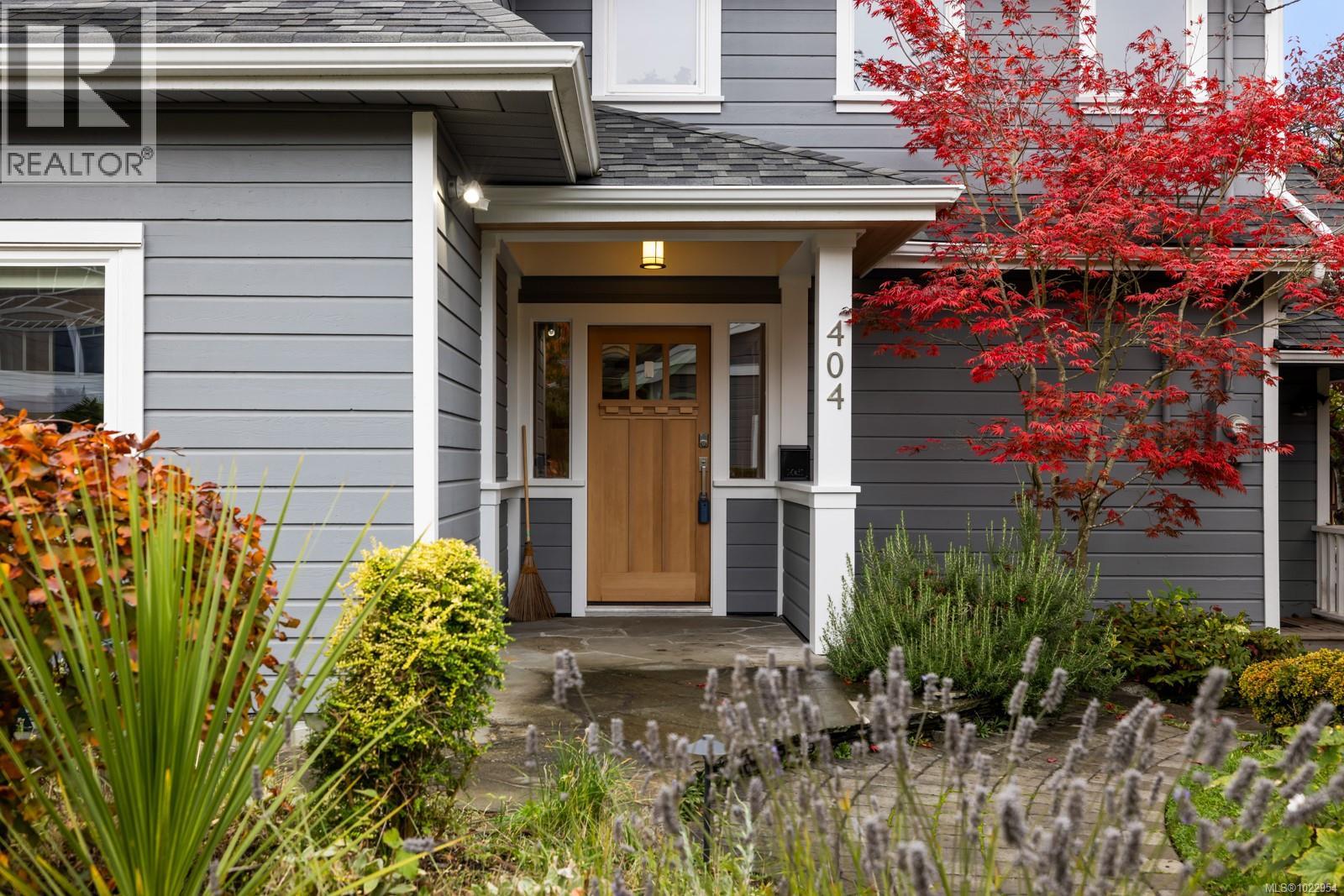 404 Constance Ave, Esquimalt, British Columbia  V9A 6N3 - Photo 3 - 1022954