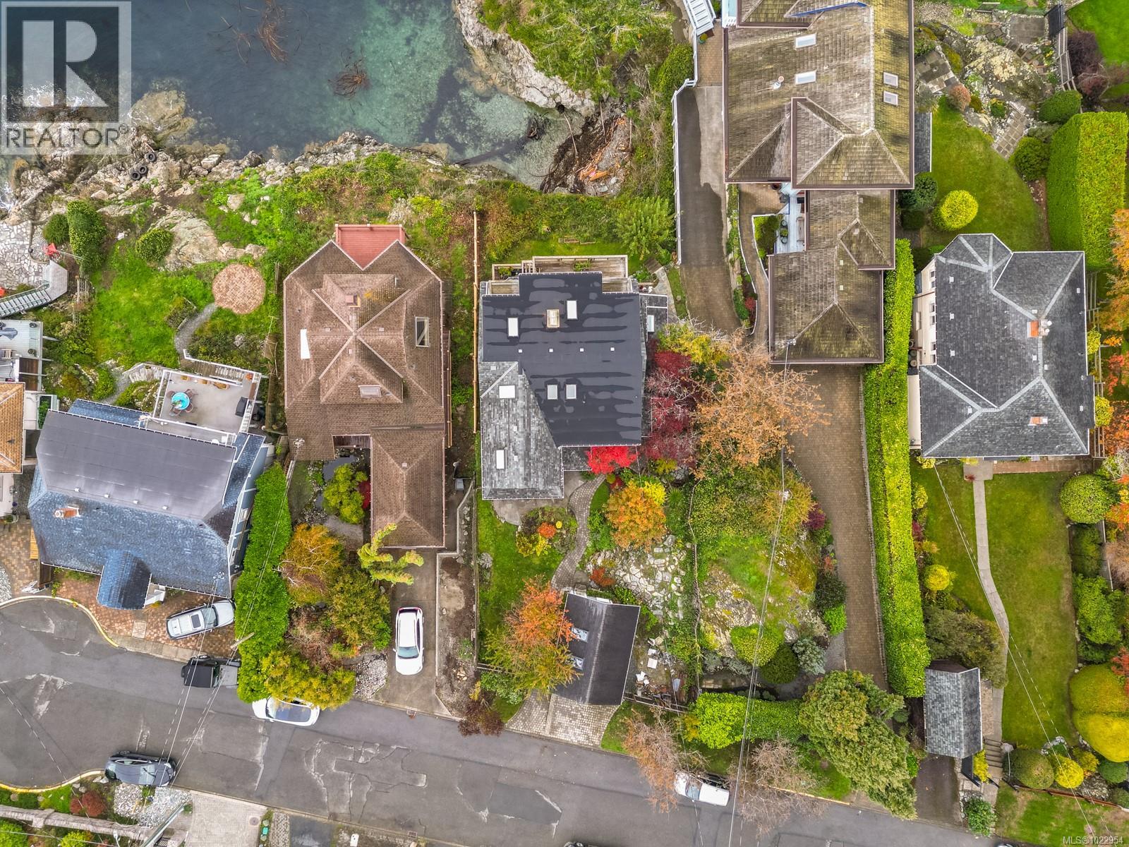 404 Constance Ave, Esquimalt, British Columbia  V9A 6N3 - Photo 51 - 1022954