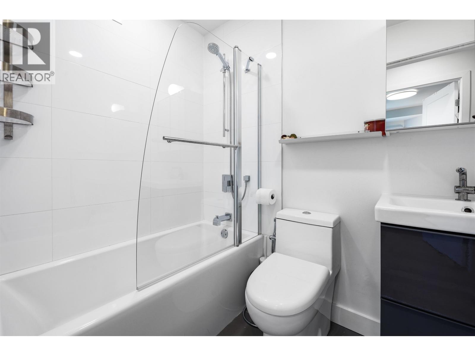 1287 W 15th Street, North Vancouver, British Columbia  V7P 1N1 - Photo 24 - R3065574