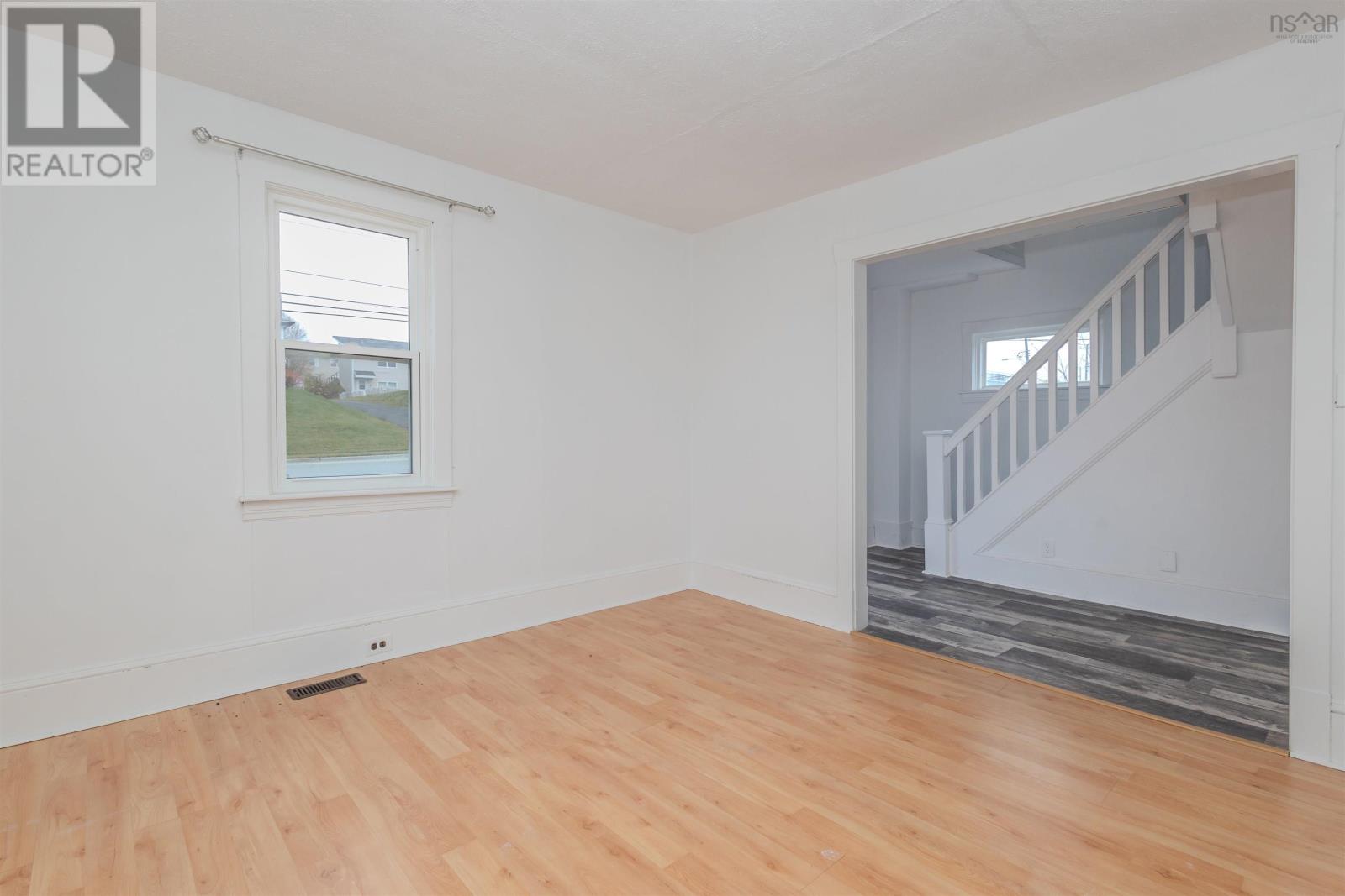 214 Alexandra Street, Sydney, Nova Scotia  B1P 2E8 - Photo 12 - 202601292