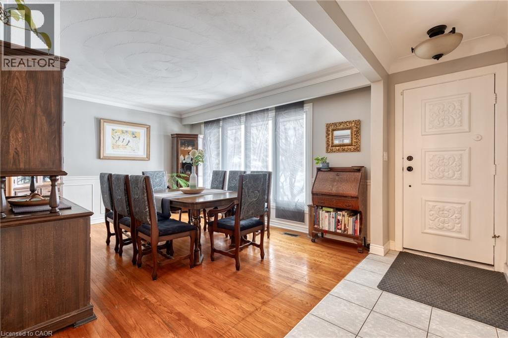 162 Bendamere Avenue, Hamilton, Ontario  L9C 1N5 - Photo 4 - 40800137