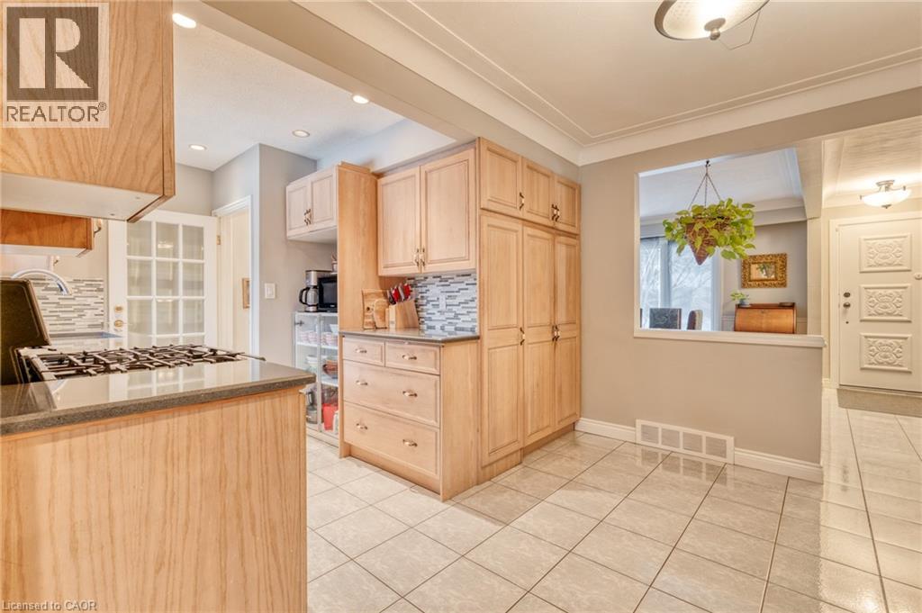 162 Bendamere Avenue, Hamilton, Ontario  L9C 1N5 - Photo 7 - 40800137