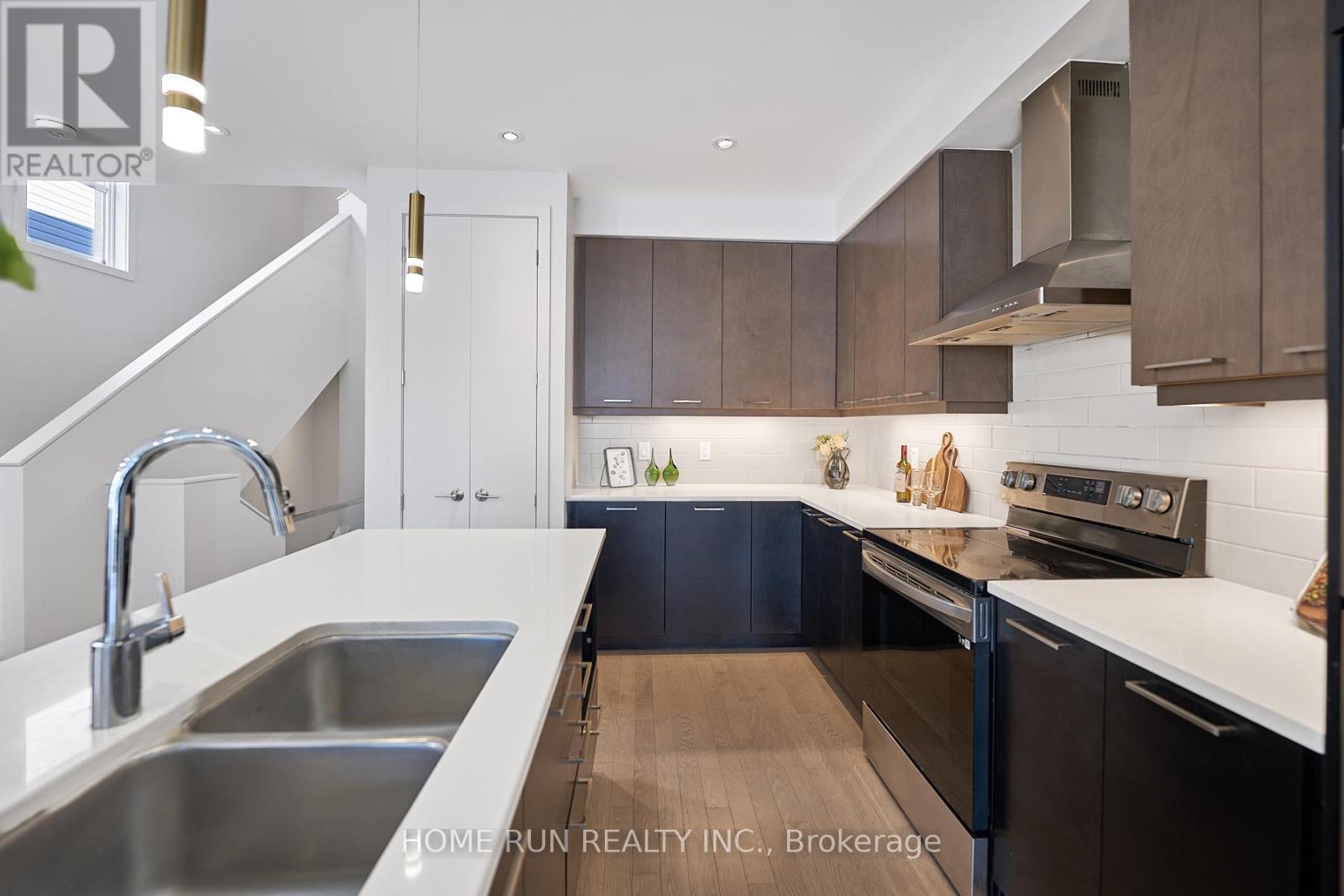 720 Horned Owl Avenue, Ottawa, Ontario  K4M 0P1 - Photo 11 - X12719638