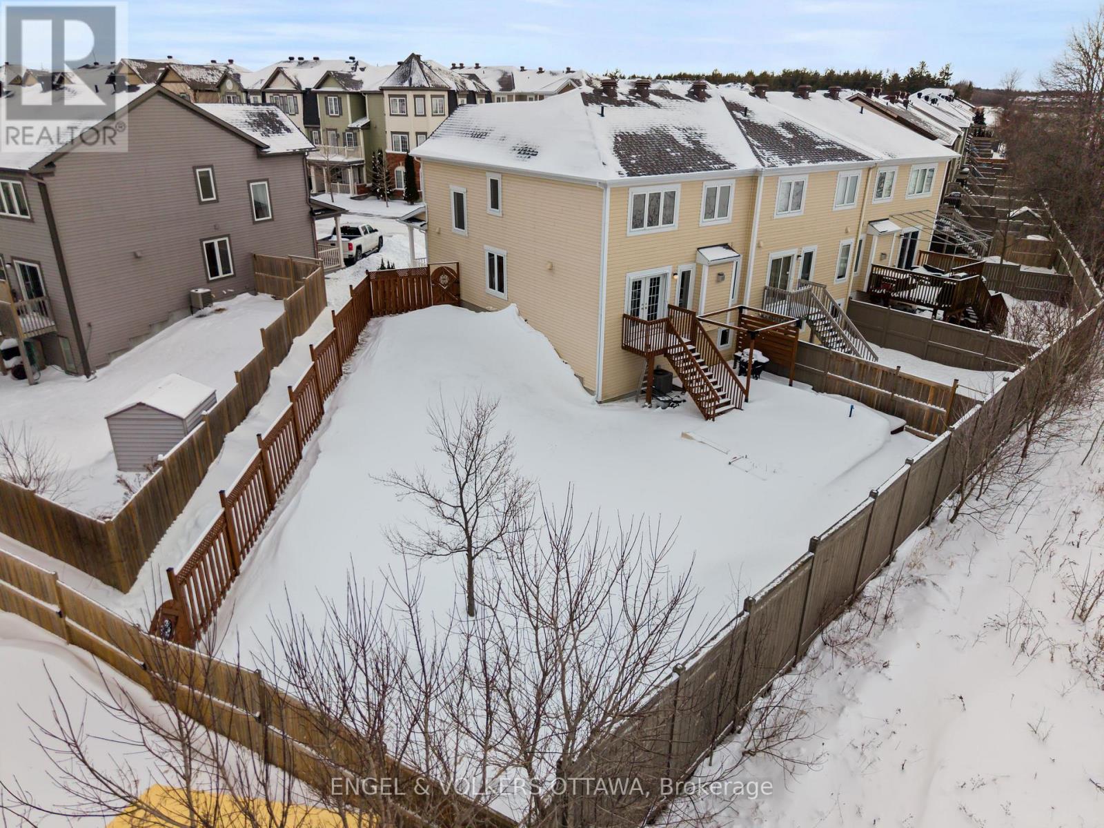 719 Maloja Way, Ottawa, Ontario  K2S 0N6 - Photo 2 - X12719692