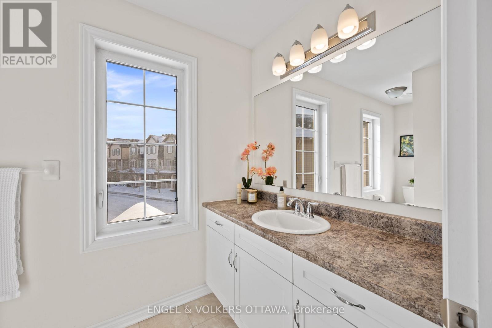 719 Maloja Way, Ottawa, Ontario  K2S 0N6 - Photo 22 - X12719692