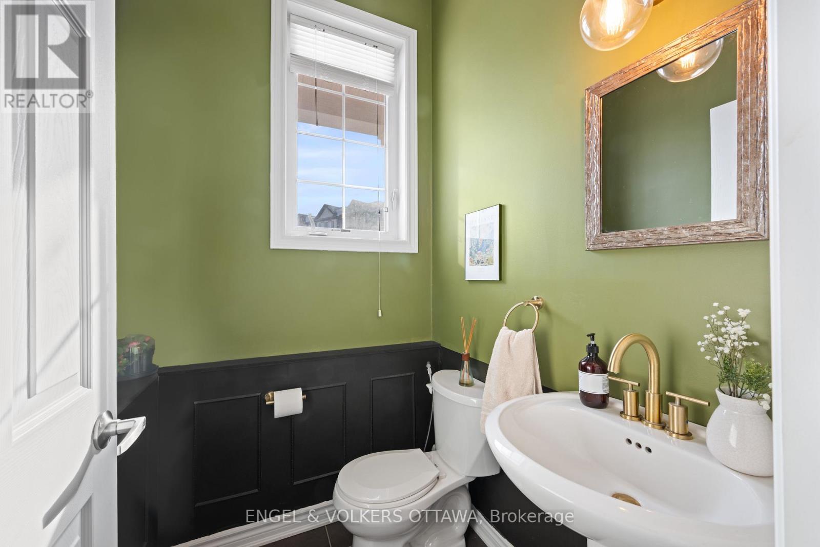 719 Maloja Way, Ottawa, Ontario  K2S 0N6 - Photo 33 - X12719692