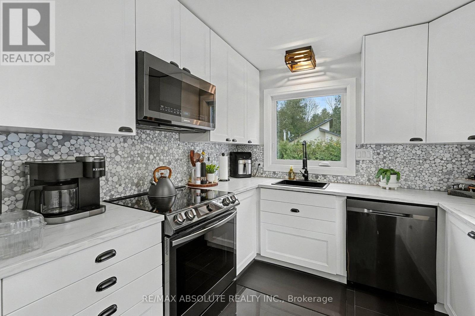 110 Scenic Lane, Ottawa, Ontario  K0A 3M0 - Photo 12 - X12719722