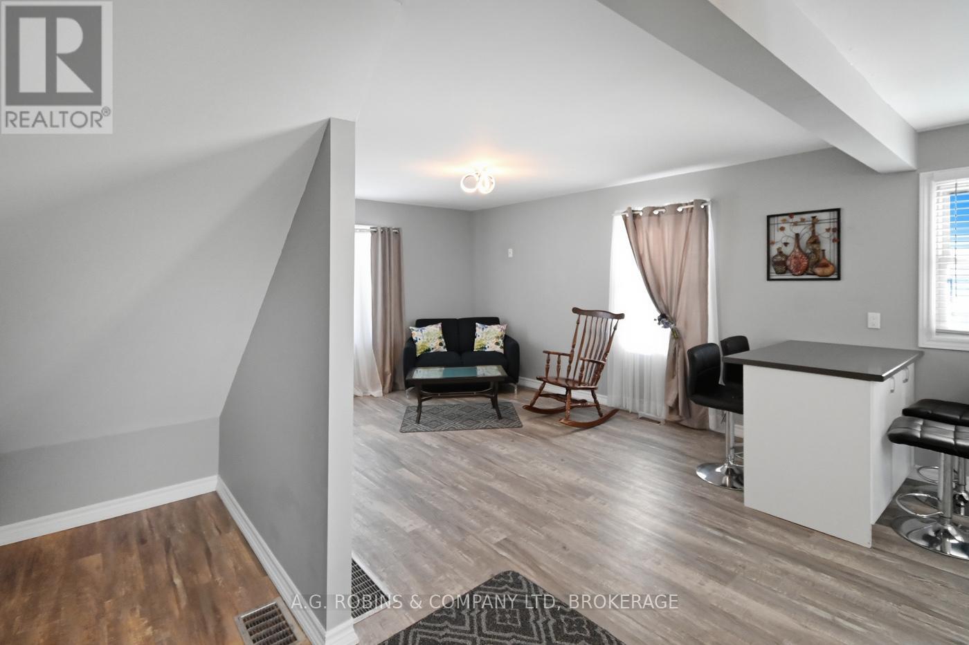 37 Mcnaughton Road, Welland, Ontario  L3B 2R4 - Photo 13 - X12719696