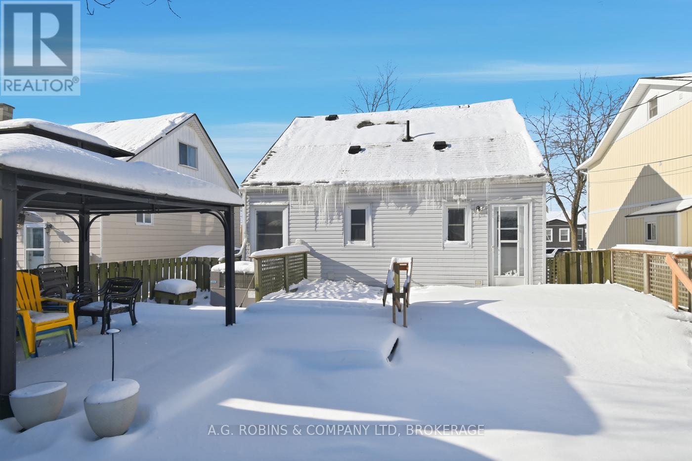 37 Mcnaughton Road, Welland, Ontario  L3B 2R4 - Photo 31 - X12719696