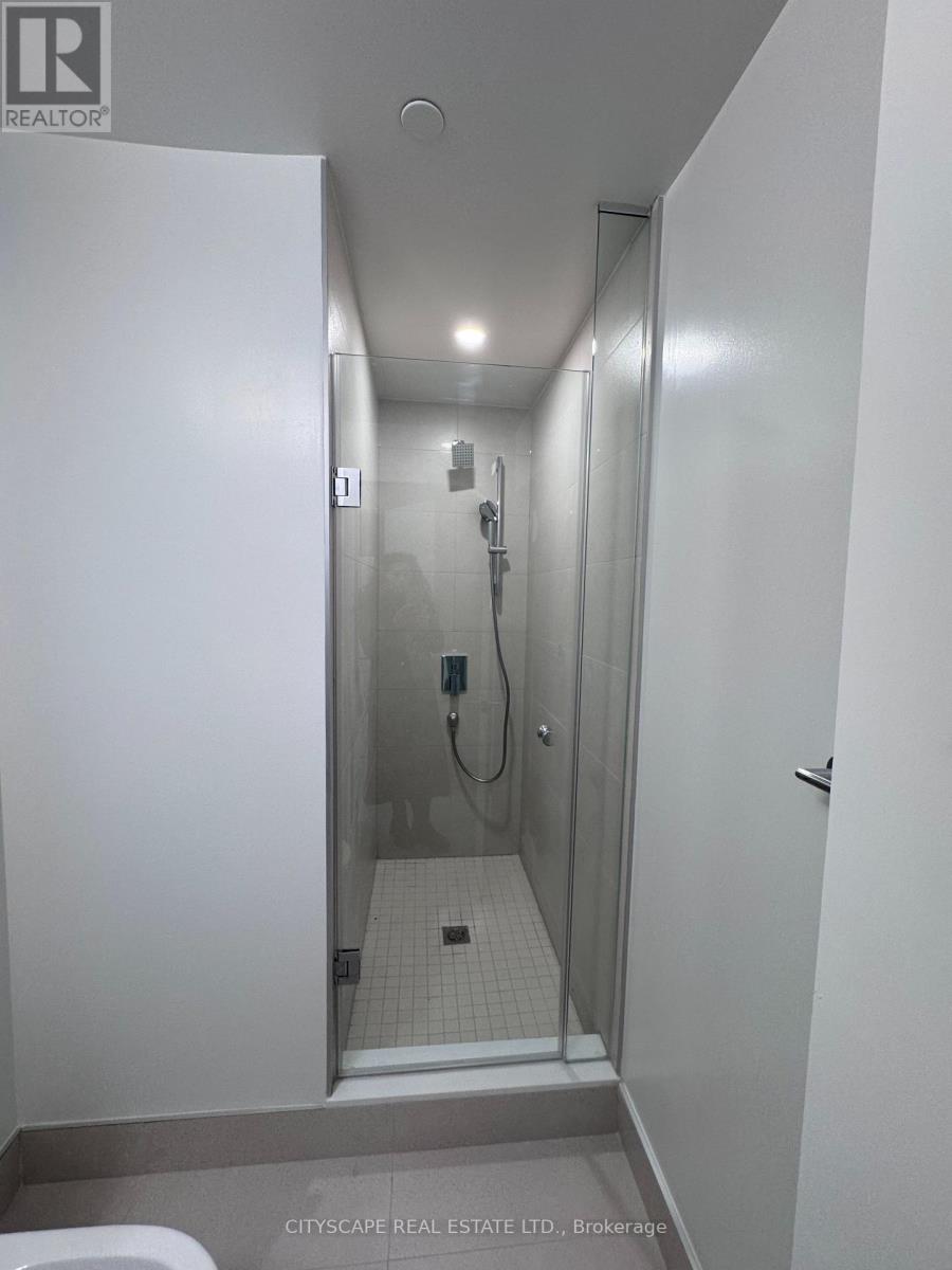 2520 - 1 Quarrington Lane, Toronto, Ontario  M3C 0S4 - Photo 7 - C12719668