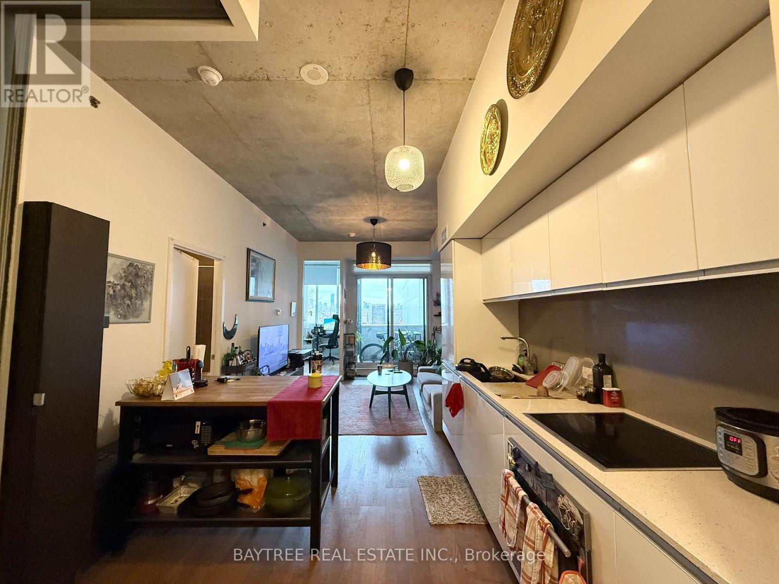 323 - 20 Minowan Miikan Lane, Toronto, Ontario  M6J 0E5 - Photo 7 - C12719712