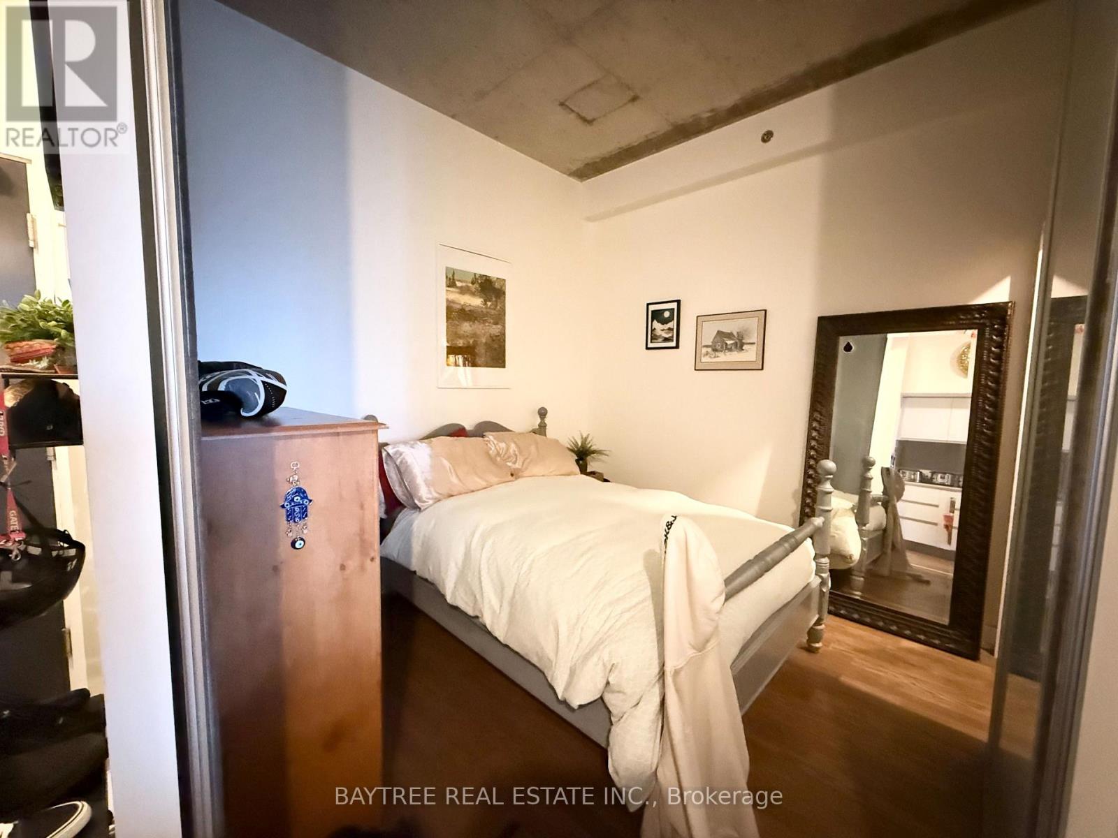 323 - 20 Minowan Miikan Lane, Toronto, Ontario  M6J 0E5 - Photo 8 - C12719712