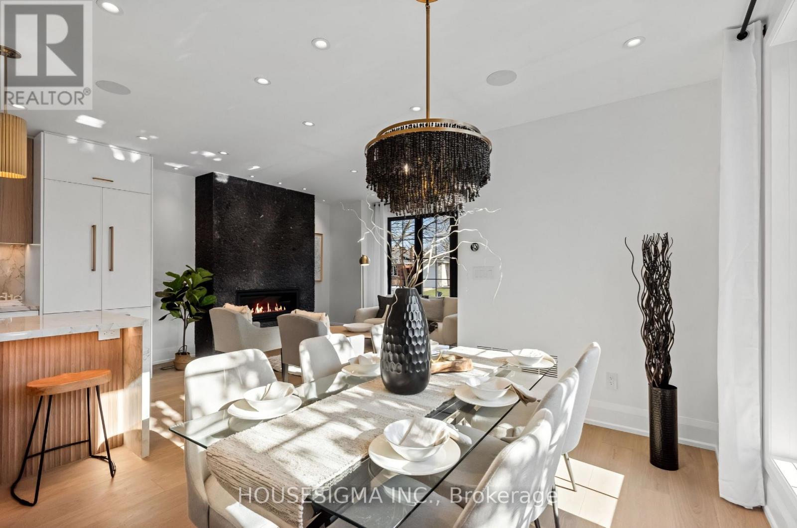 180 Glenwood Crescent, Toronto, Ontario  M4B 1K4 - Photo 24 - E12719656