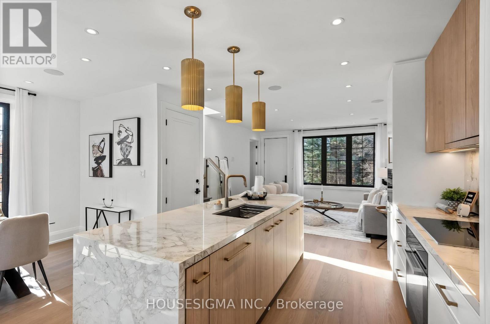 180 Glenwood Crescent, Toronto, Ontario  M4B 1K4 - Photo 6 - E12719656