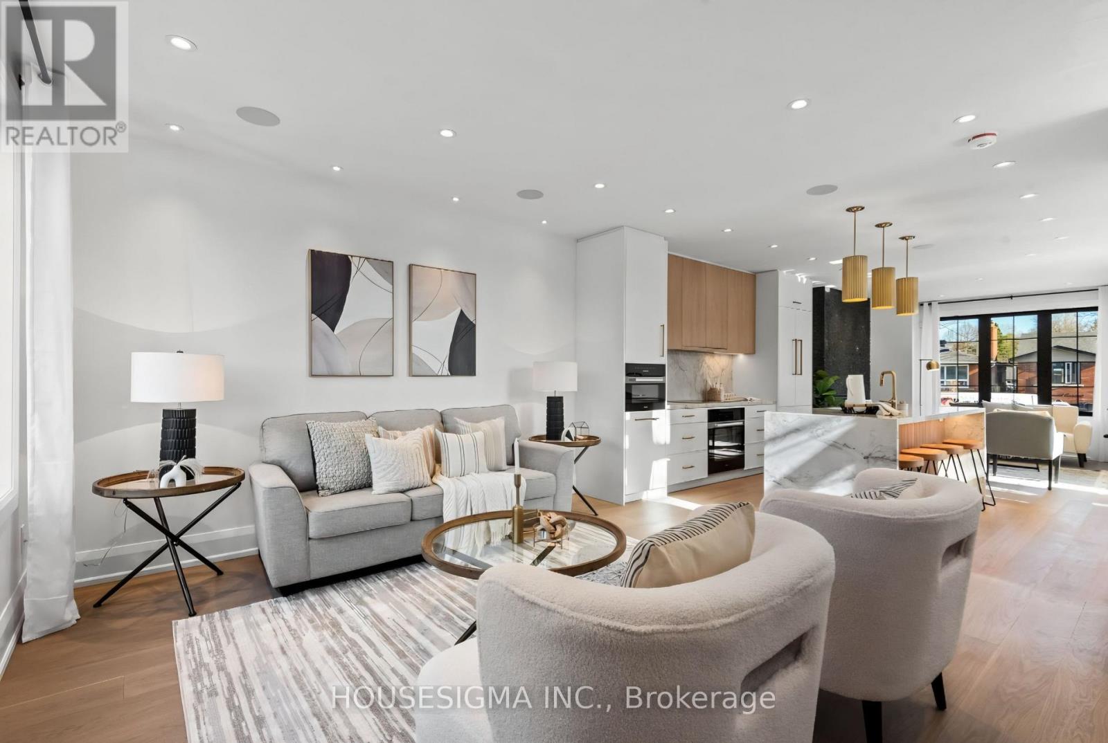 180 Glenwood Crescent, Toronto, Ontario  M4B 1K4 - Photo 9 - E12719656