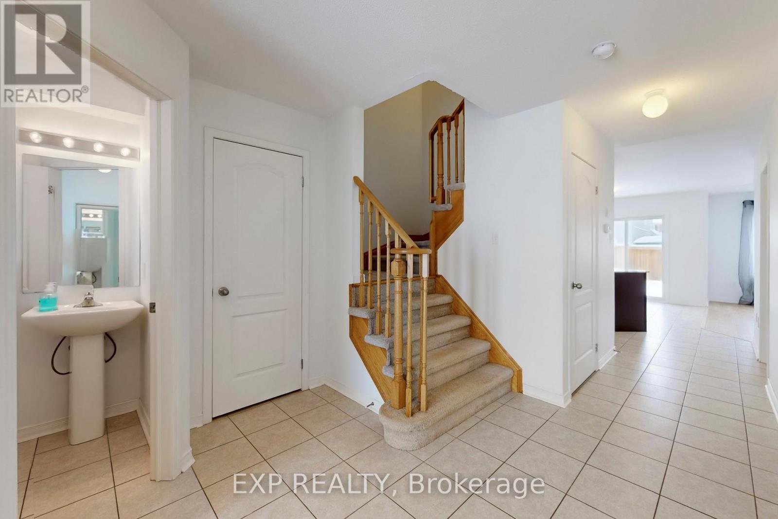 60 Fred Jackman Avenue, Clarington, Ontario  L1C 0S7 - Photo 7 - E12719676