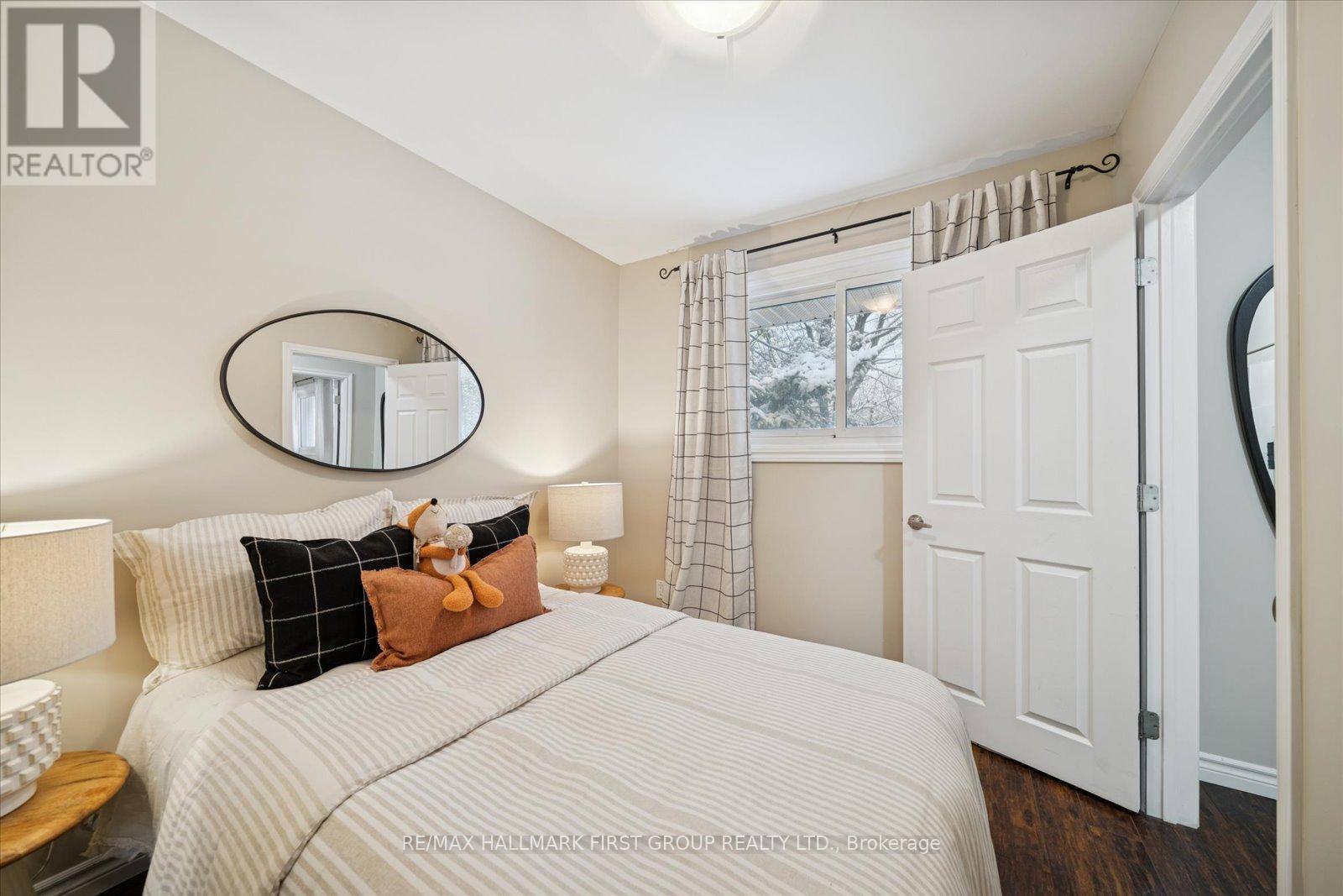 553 Harmony Road S, Oshawa, Ontario  L1H 6V4 - Photo 17 - E12719694