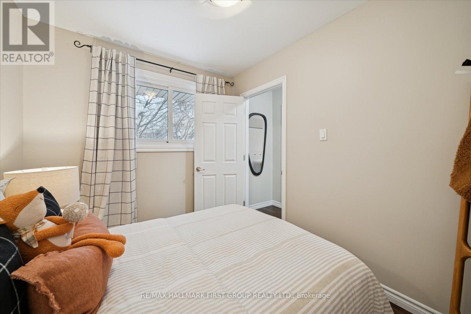 553 Harmony Road S, Oshawa, Ontario  L1H 6V4 - Photo 18 - E12719694