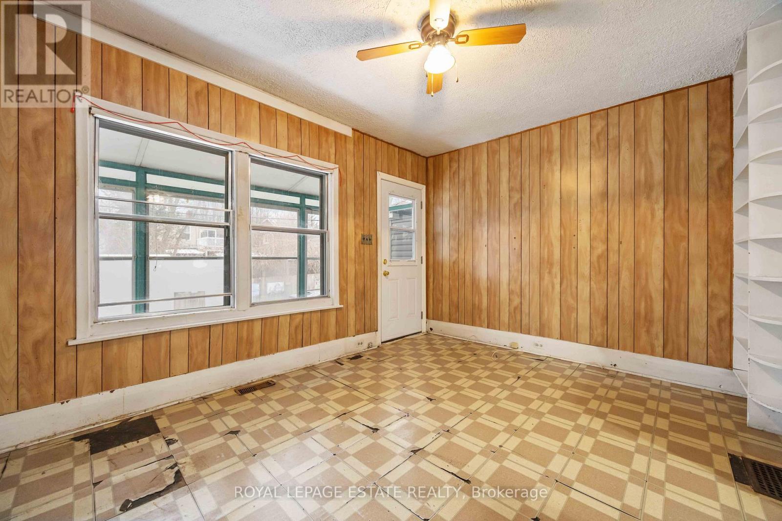 337 Craven Road, Toronto, Ontario  M4L 2Z5 - Photo 10 - E12719698