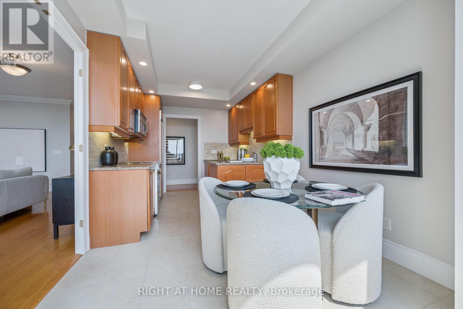 1831 - 33 Cox Boulevard, Markham, Ontario  L3R 8A6 - Photo 11 - N12719640