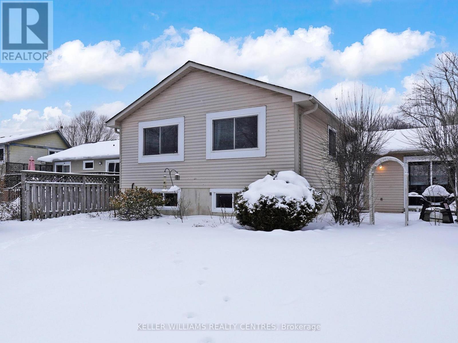 840 Magnolia Avenue, Newmarket, Ontario  L3Y 3C7 - Photo 33 - N12719702