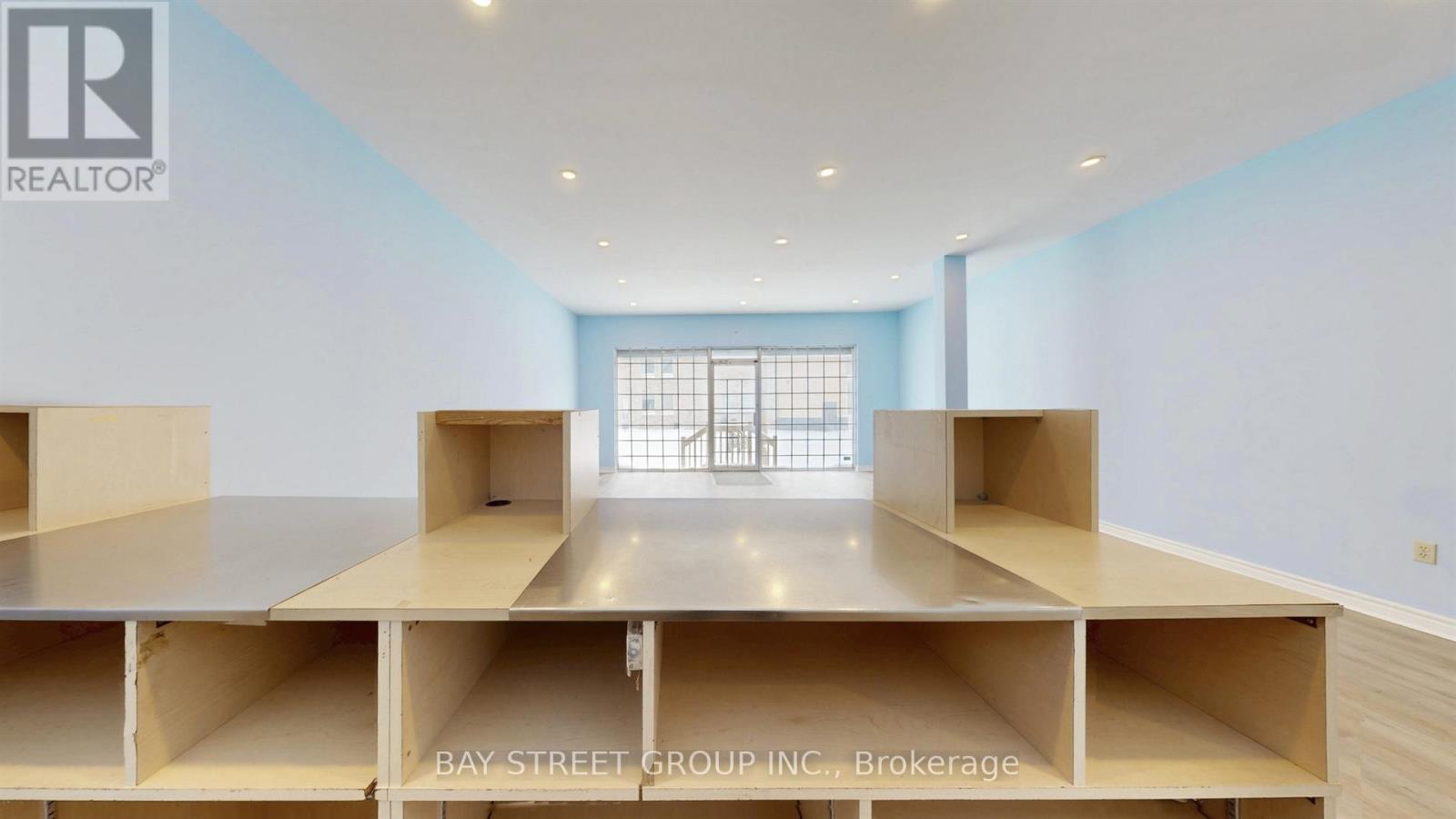 101 - 66 Maple Avenue, Barrie (City Centre), Ontario  L4N 1R8 - Photo 12 - S12719672