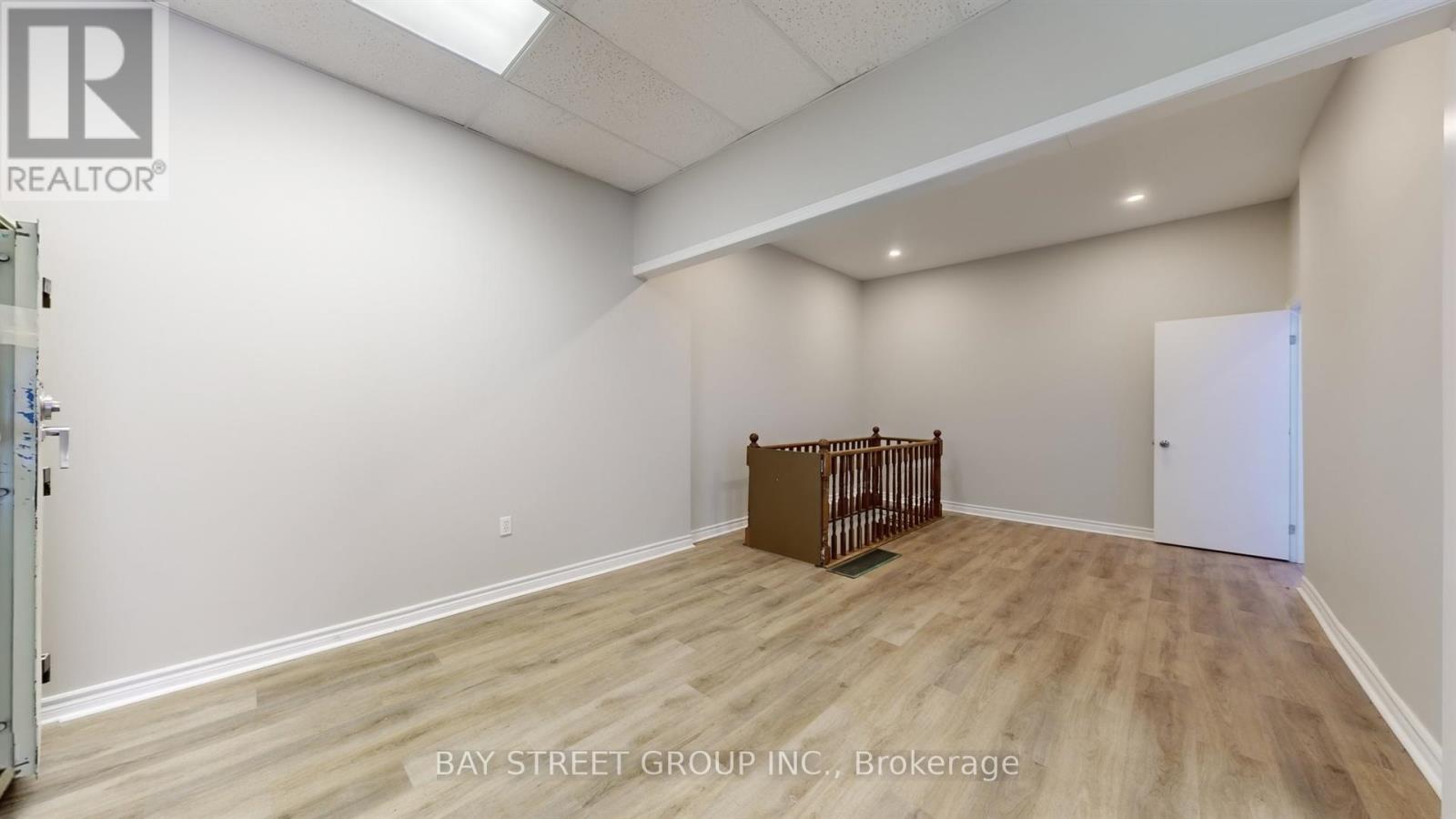 101 - 66 Maple Avenue, Barrie (City Centre), Ontario  L4N 1R8 - Photo 21 - S12719672