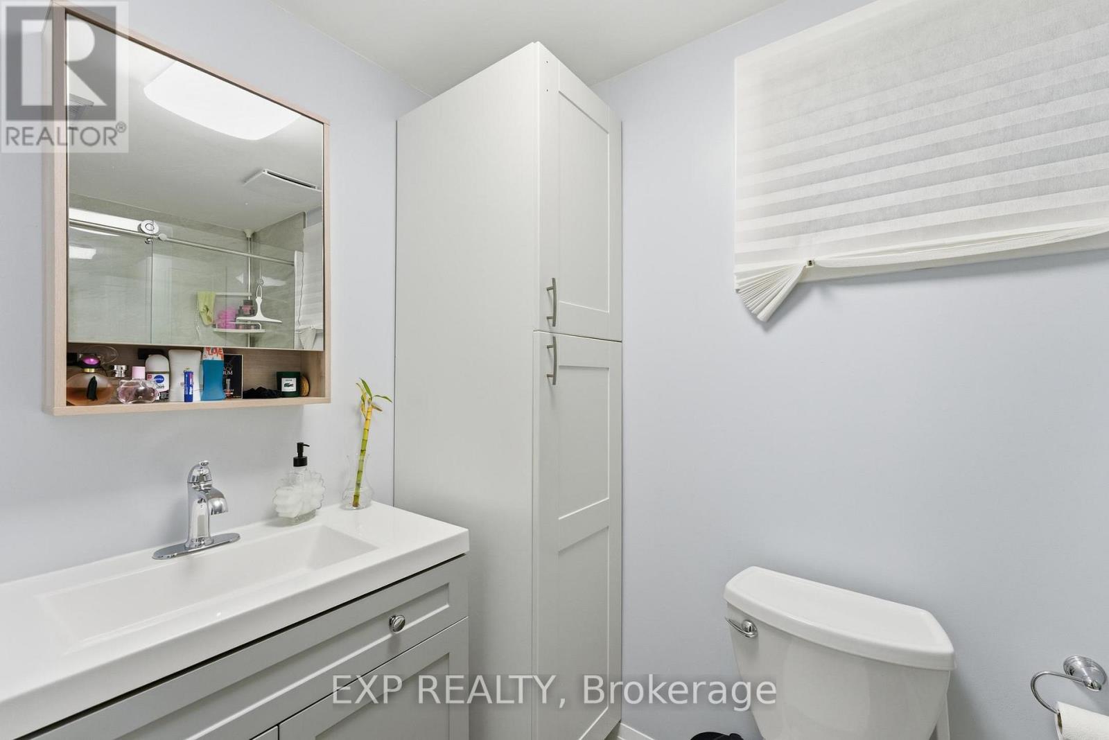 5 Hatherley Road, Toronto, Ontario  M6E 1V8 - Photo 27 - W12719644