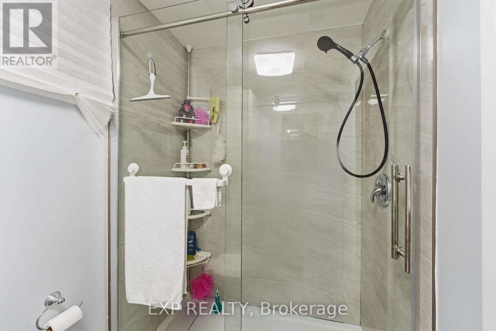 5 Hatherley Road, Toronto, Ontario  M6E 1V8 - Photo 28 - W12719644