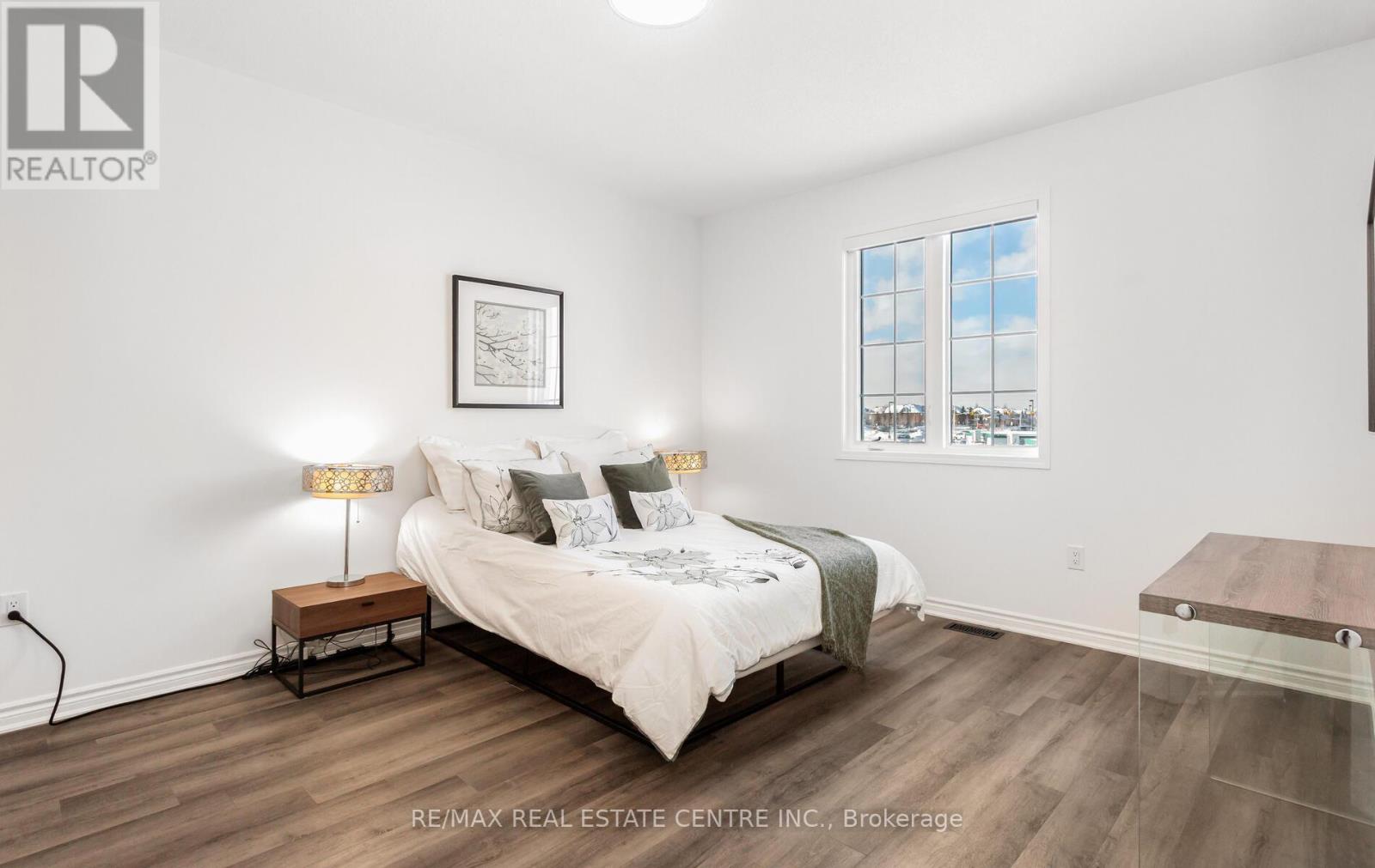 1343 Copley Court, Milton, Ontario  L9E 2E7 - Photo 21 - W12719666