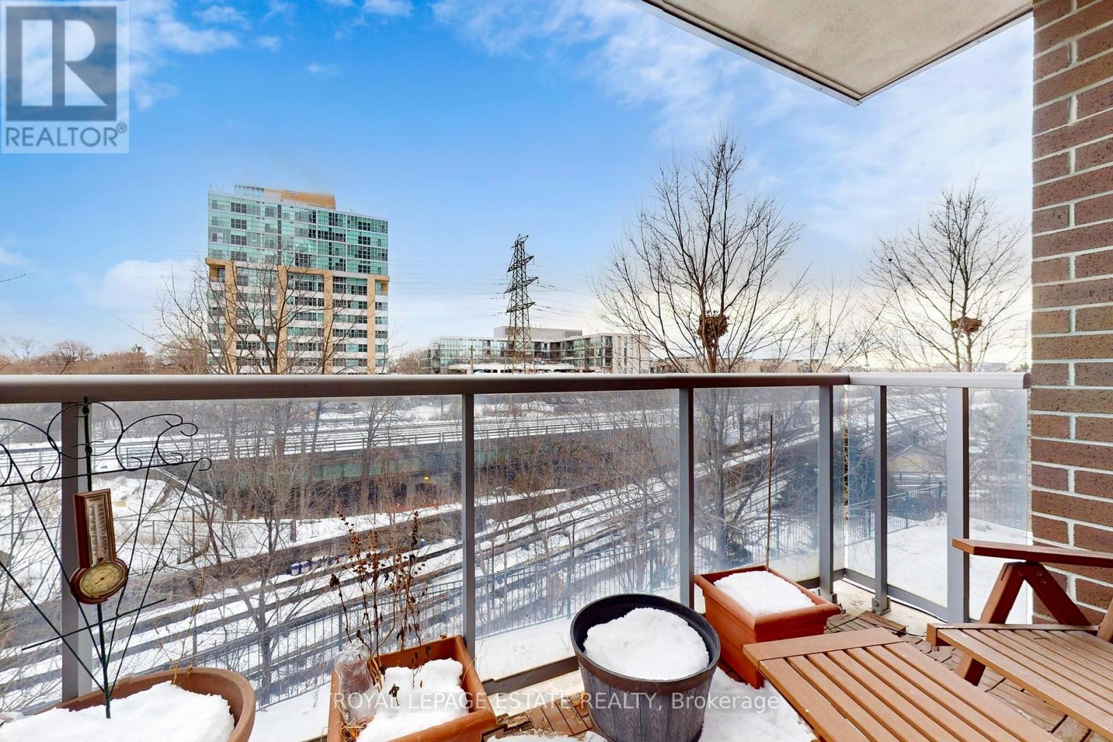 204 - 3 Michael Power Place, Toronto, Ontario  M9A 0A2 - Photo 31 - W12719720