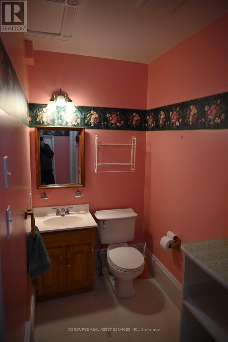 11 Peter Street, North Glengarry, Ontario  K0C 1T0 - Photo 17 - X12719700