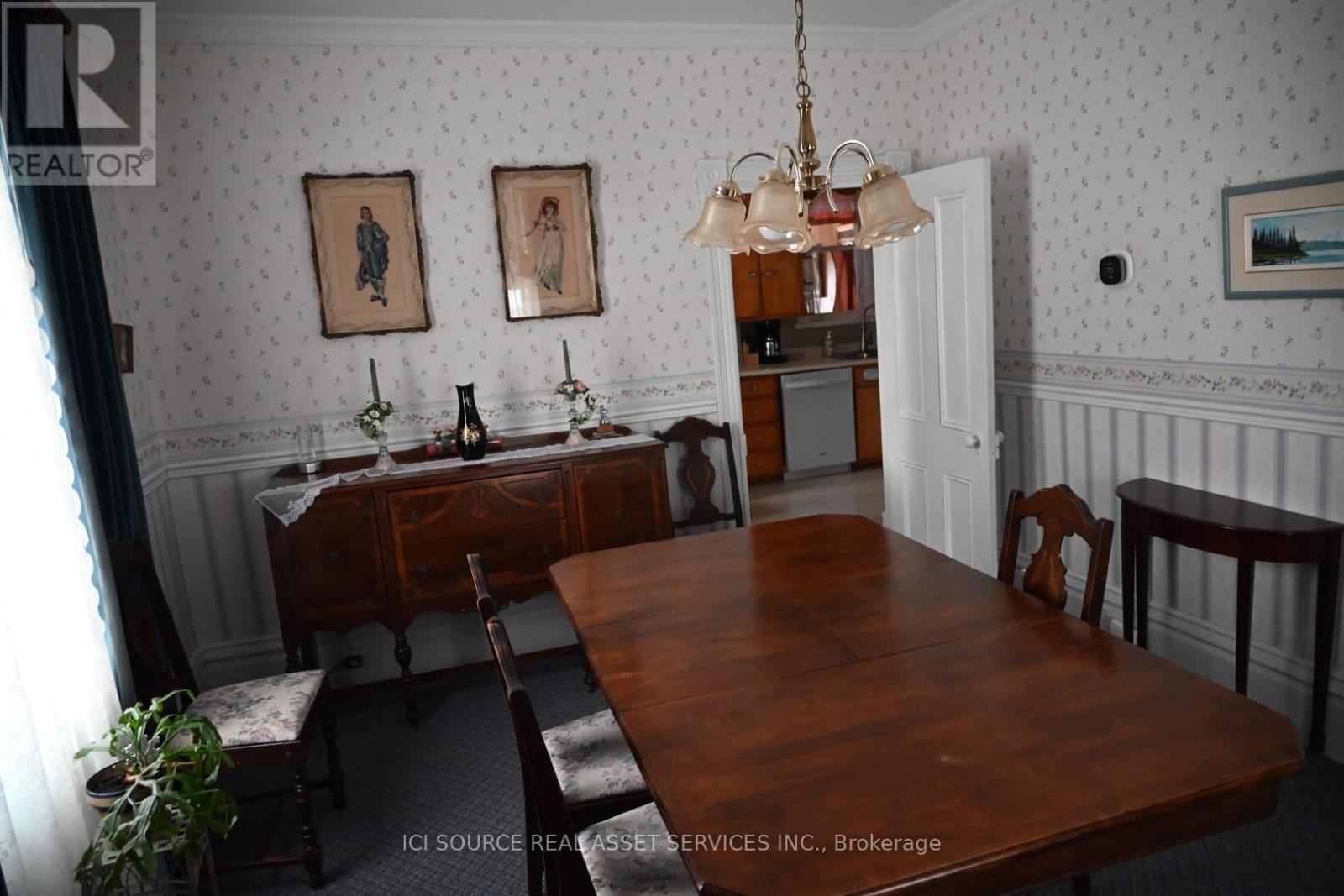 11 Peter Street, North Glengarry, Ontario  K0C 1T0 - Photo 8 - X12719700