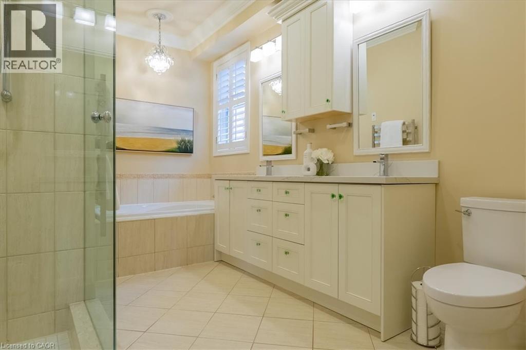 111 St. Lawrence Drive, Mississauga, Ontario  L5G 4V2 - Photo 24 - 40799563