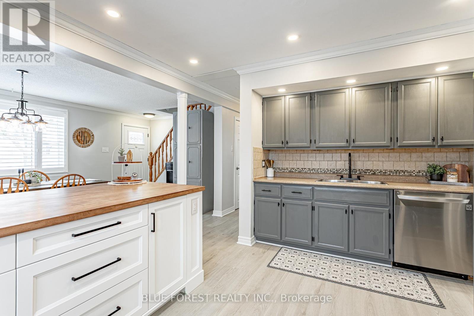 17 Graham Crescent, London East, Ontario  N5W 4L7 - Photo 10 - X12719756