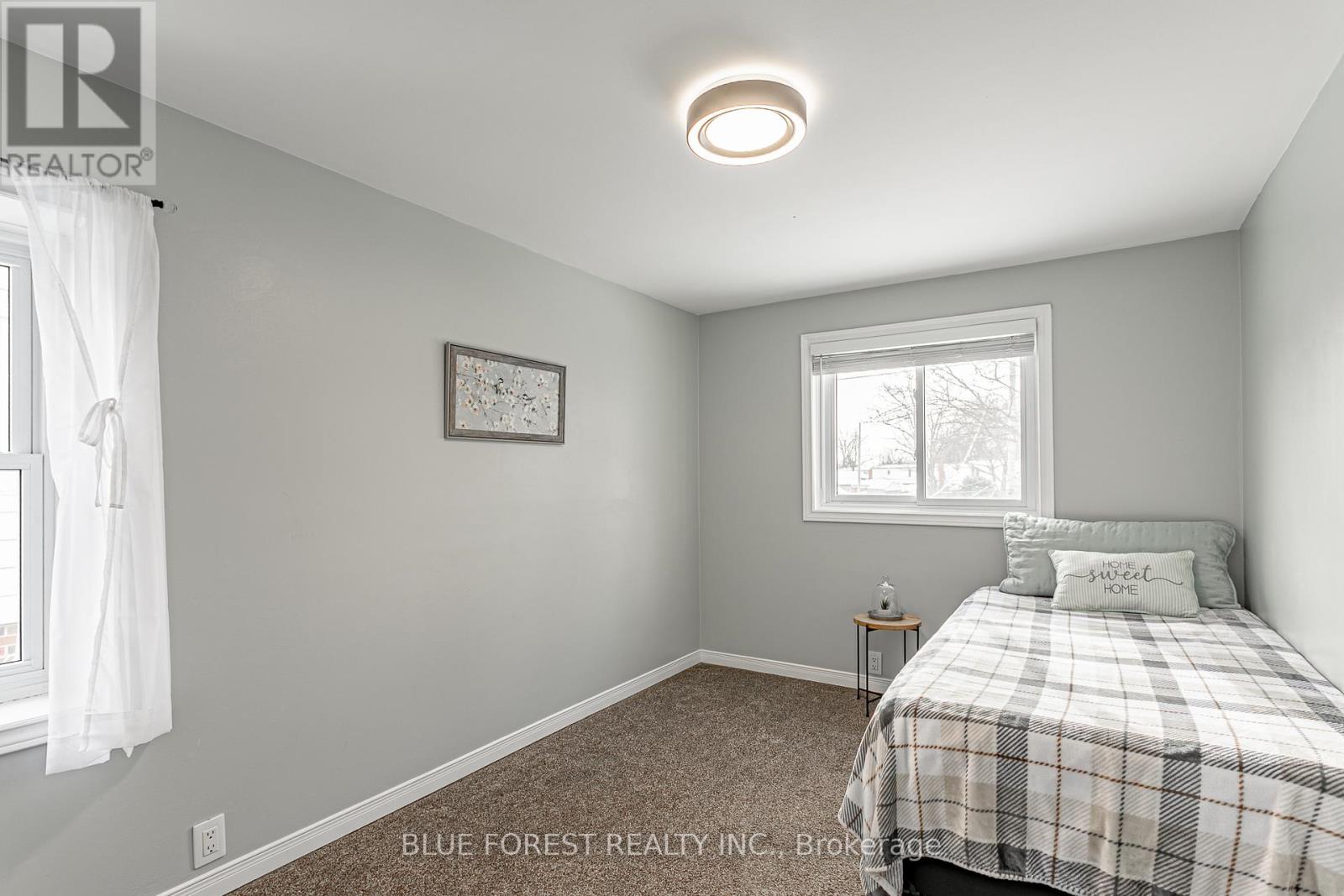 17 Graham Crescent, London East, Ontario  N5W 4L7 - Photo 18 - X12719756