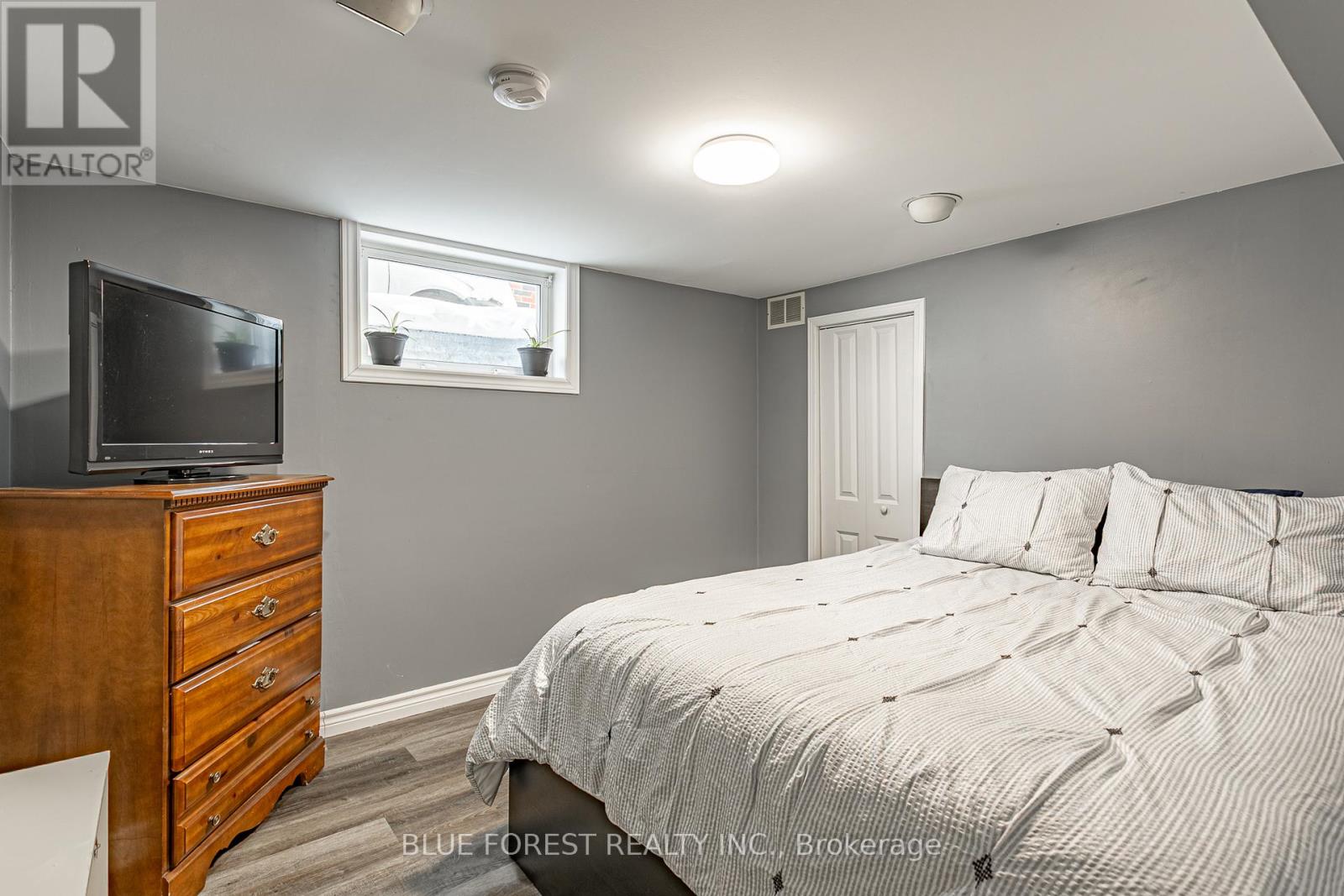 17 Graham Crescent, London East, Ontario  N5W 4L7 - Photo 25 - X12719756