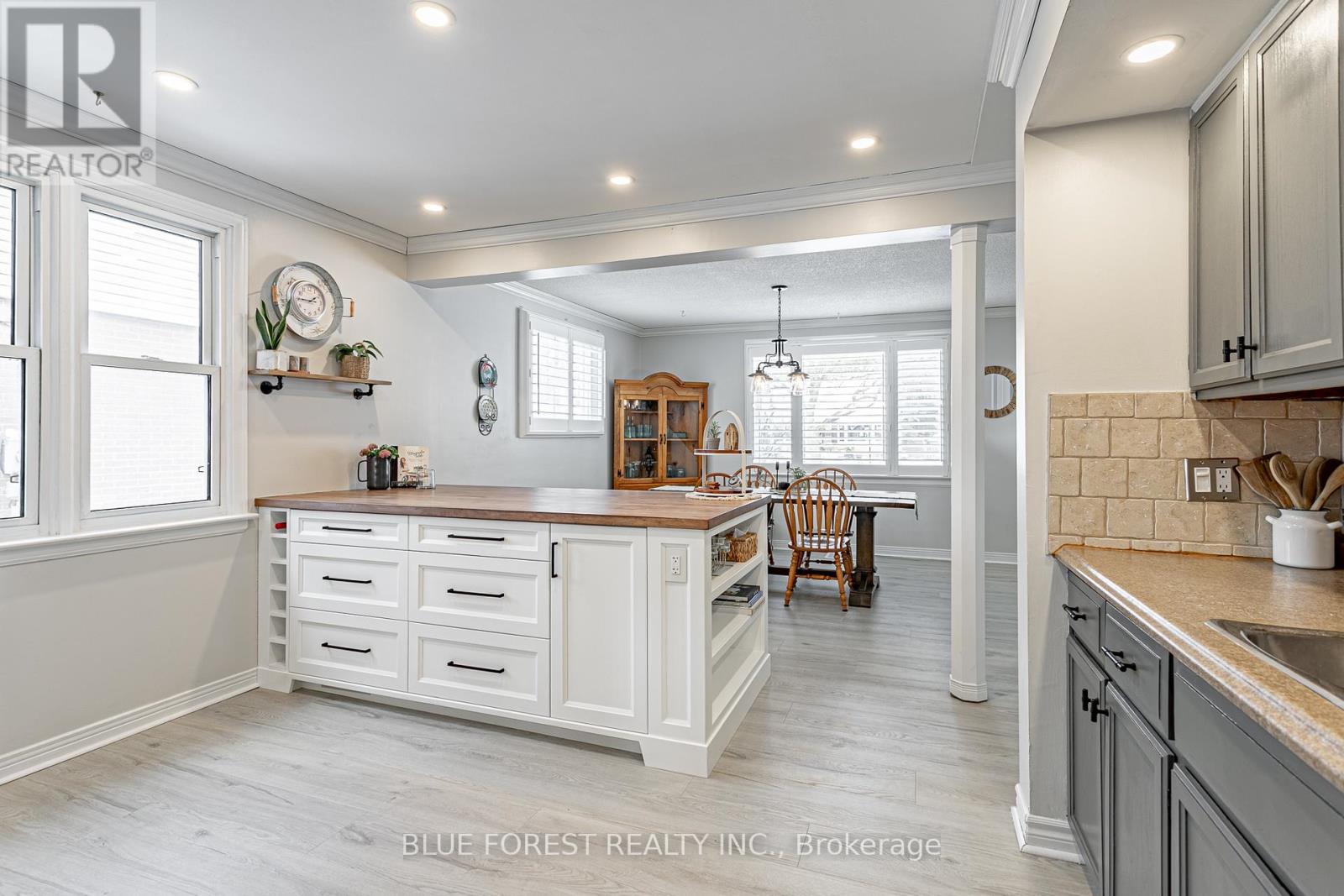 17 Graham Crescent, London East, Ontario  N5W 4L7 - Photo 8 - X12719756