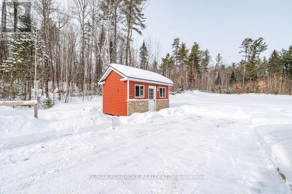 616 Barron Canyon Road, Petawawa, Ontario  K8A 6W7 - Photo 39 - X12719758