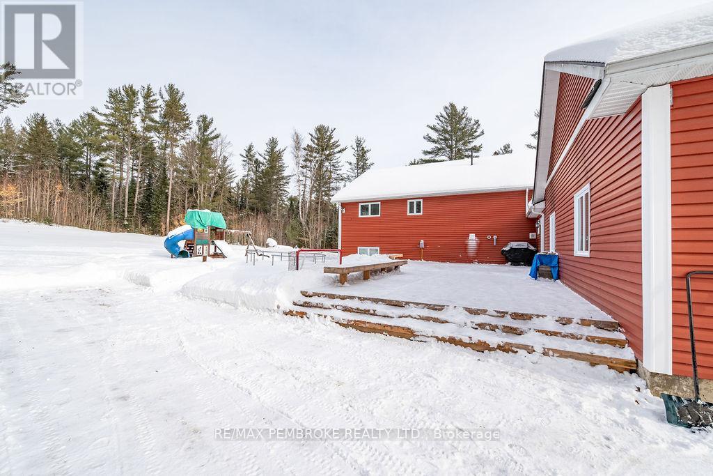 616 Barron Canyon Road, Petawawa, Ontario  K8A 6W7 - Photo 40 - X12719758