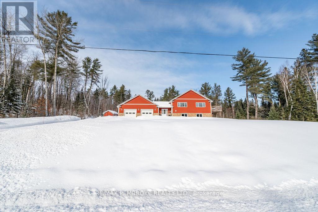 616 Barron Canyon Road, Petawawa, Ontario  K8A 6W7 - Photo 5 - X12719758
