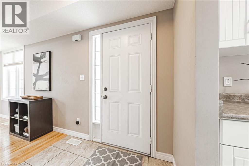 361 Arkell Road Unit# 1, Guelph, Ontario  N1L 1E5 - Photo 4 - 40800225