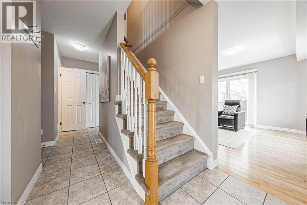 361 Arkell Road Unit# 1, Guelph, Ontario  N1L 1E5 - Photo 5 - 40800225